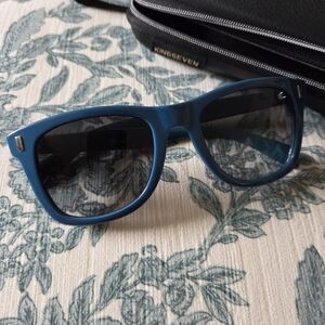 💙NWOT Marc By Marc Jacob's Evil Eye Sunglasses💙